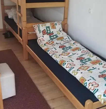 アパート Apartman Piramida